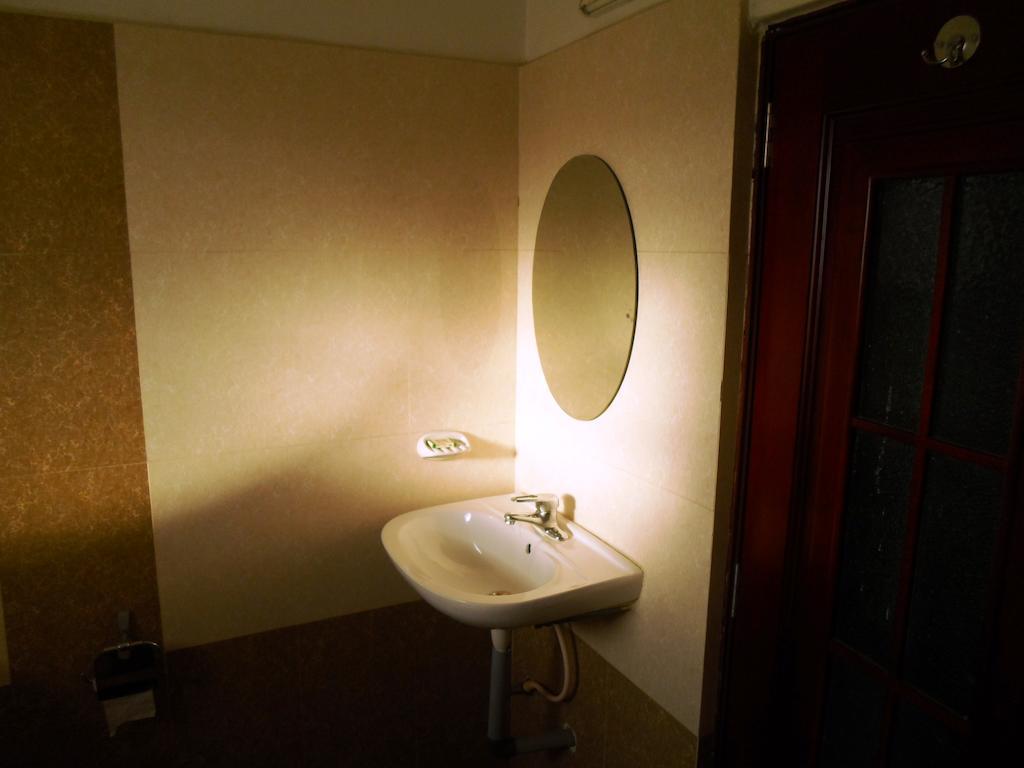 Psr Hotell Tirupati Exteriör bild