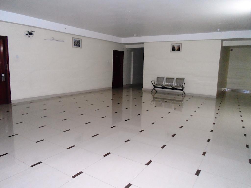 Psr Hotell Tirupati Exteriör bild