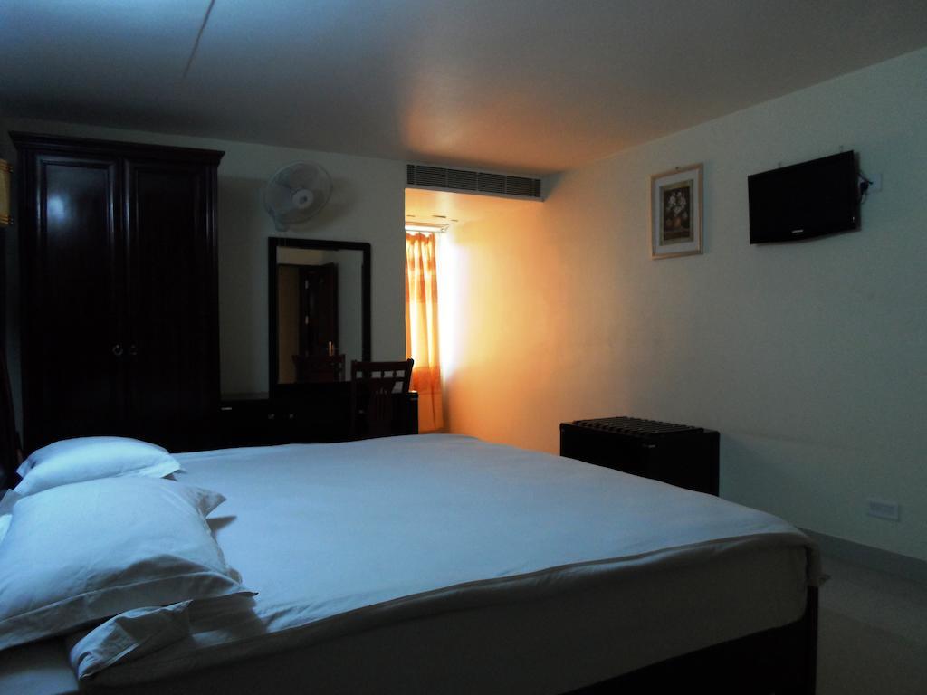 Psr Hotell Tirupati Exteriör bild
